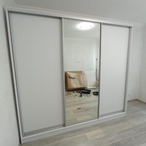 Шафа купе 2600х2400х600 мм